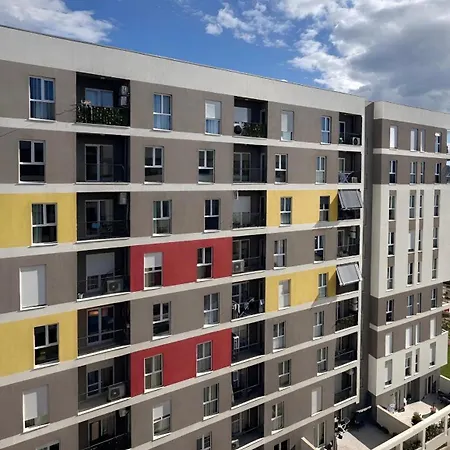 Regency Univers Near Mother Teresa Airport & 10 Min From Centre Appartement Tirana