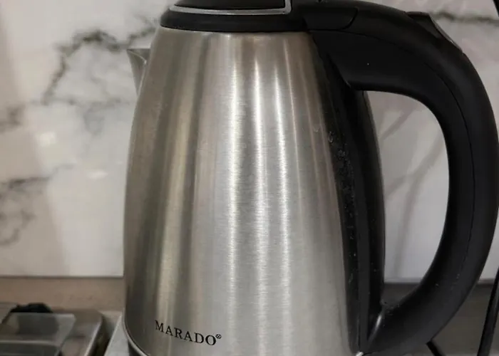 Regency Univers Near Mother Teresa Airport & 10 Min From Centre Tirana